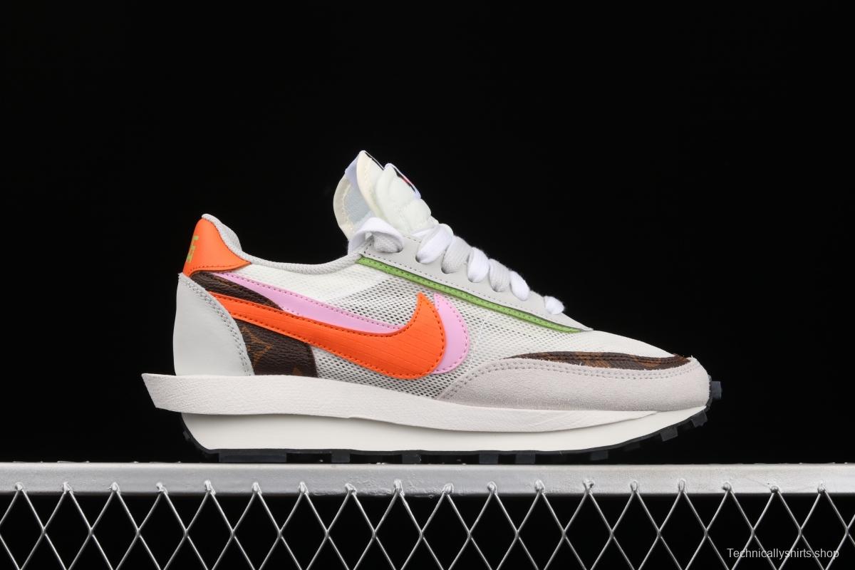 Sacai x NIKE LVD Waffle Daybreak co-signed catwalk style net gauze leather splicing double hook Swoosh running shoes BV0076-002