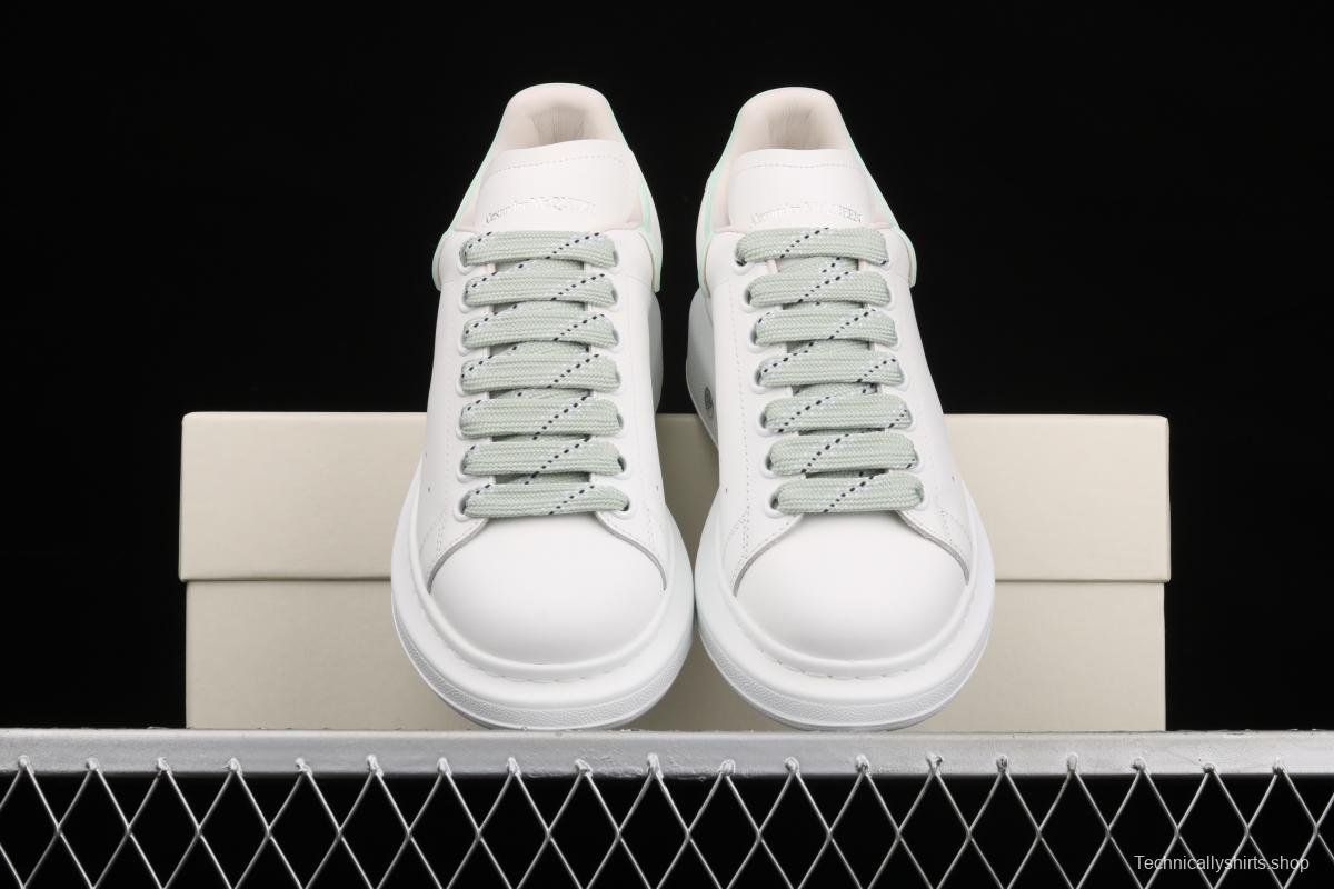 Alexander McQueen White and Green drop Molding