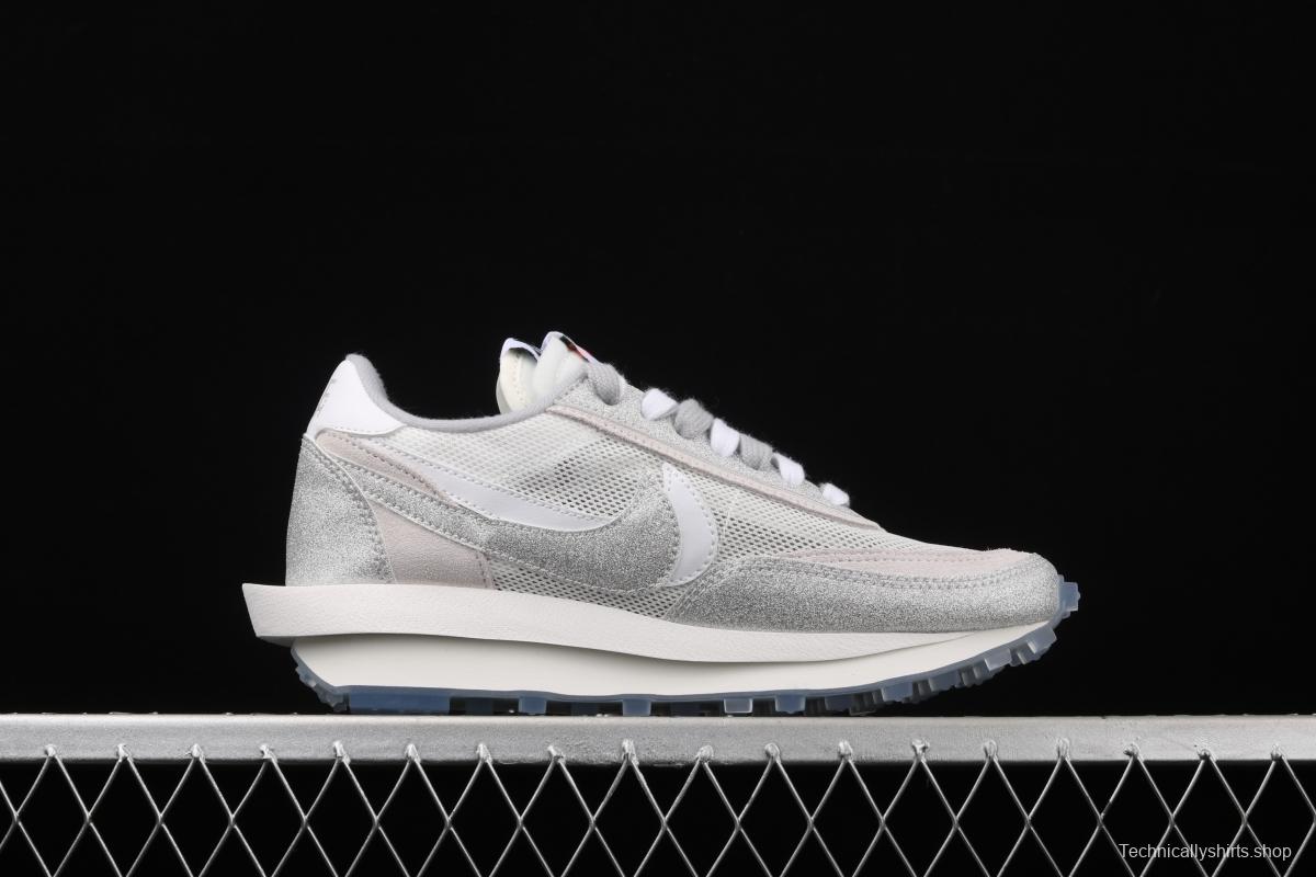 Sacai x NIKE LVD Waffle Daybreak co-signed catwalk style net gauze leather splicing double hook Swoosh running shoes BV5053-100