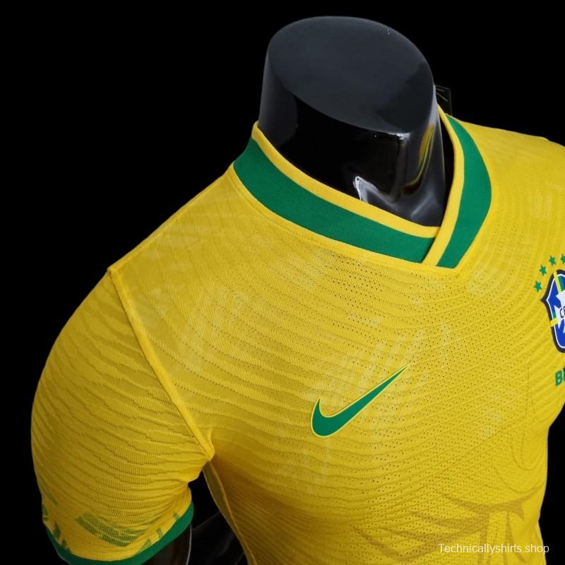 Player Version 2022 Brazil Classic Yellow