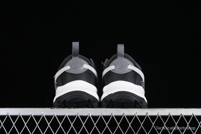 Nike TC 7900 Retro Chunky Dad Shoes with Reflective Swoosh and Cushioned Sole - DD9682-001