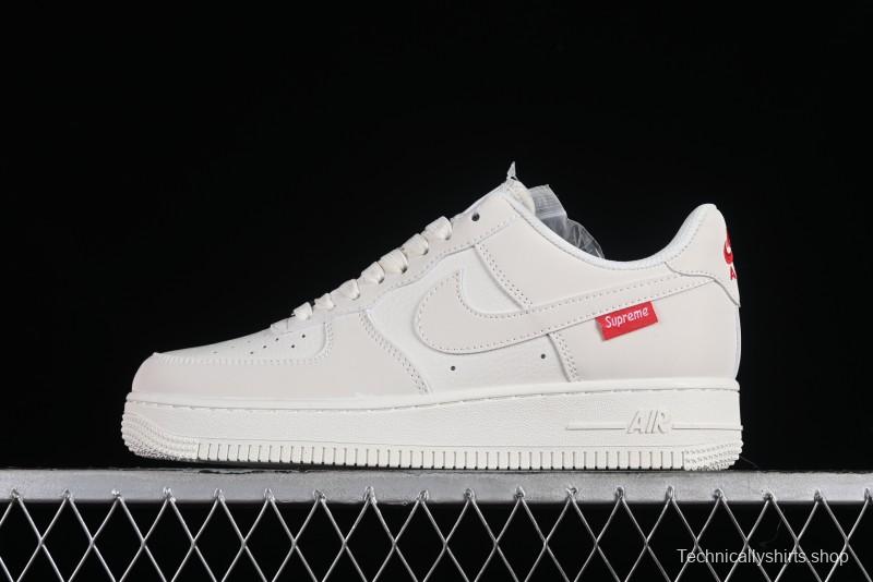 Supreme x Nike Air Force 1'07 Low Off-White Casual Skate Shoes with Zoom Air Cushion - HD1968-007