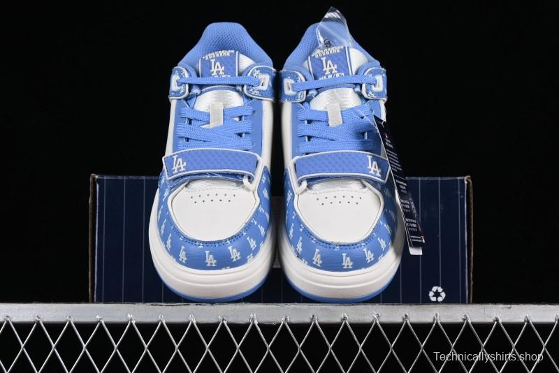 MLB NY Yankees Chunky Liner Lightweight Platform Sneakers with 6cm Height Increase - 3ASXLM13N07CBL