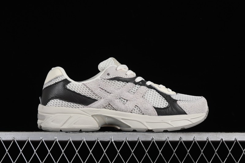 Asics Tiger GEL-1130 Low-Top Retro Running Shoes with GEL Cushioning and Ortholite Insole - 1201A982-200