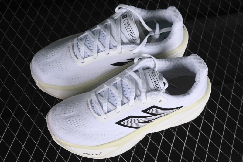 New Balance FuelCell Rebel V5 Low-Top Slip-Resistant Durable Versatile Casual Running Shoes - MMORLY5