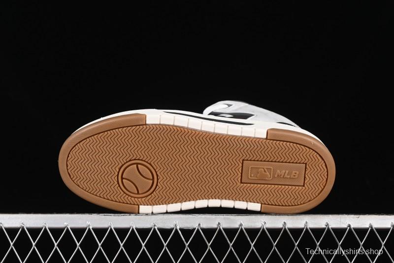 New York Yankees Chunky Liner Mid Denim Monogram Sandals with Velcro Closure and Thick Sole - 3ASXCHL4N50GRS