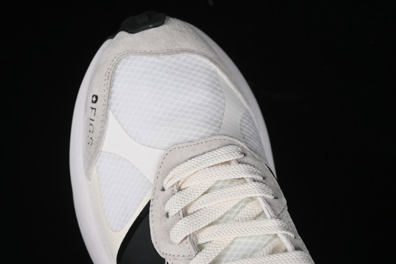 New Balance 3447 Series Retro Casual Running Shoes with Textile and Leather Upper - U3447LC