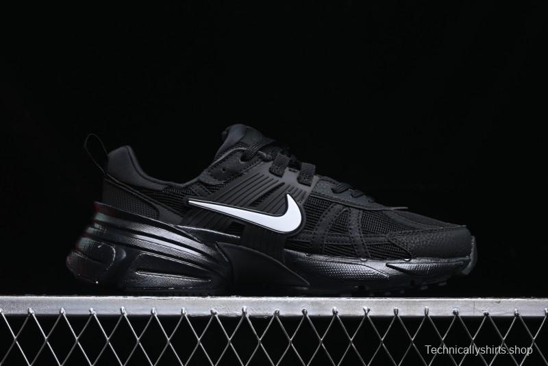 Nike Runtekk V2K Low-Top Retro Running Shoes with Cushlon Foam and Distressed Midsole - HQ1582-001