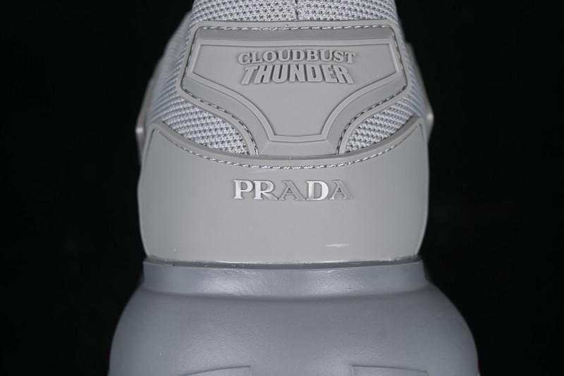 Prada Cloudbust Air Thunder Lifestyle Low-Top Sneakers with Anti-Slip and Wear-Resistant Design - 2EG293
