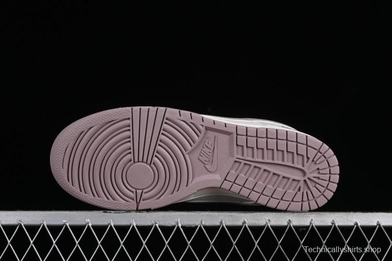 Nike Supreme SB Dunk Low Custom High-End Casual Skateboarding Shoes with Light Pink Colorway - RM2308-331