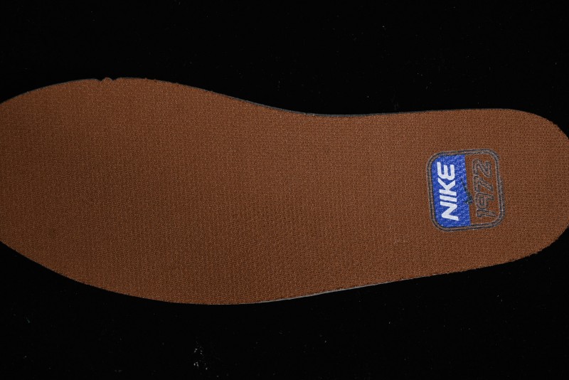 Nike Runtekk V2K Retro Low-Top Running Shoes with Cushlon Midsole and Anti-Slip Design - HF5724-061