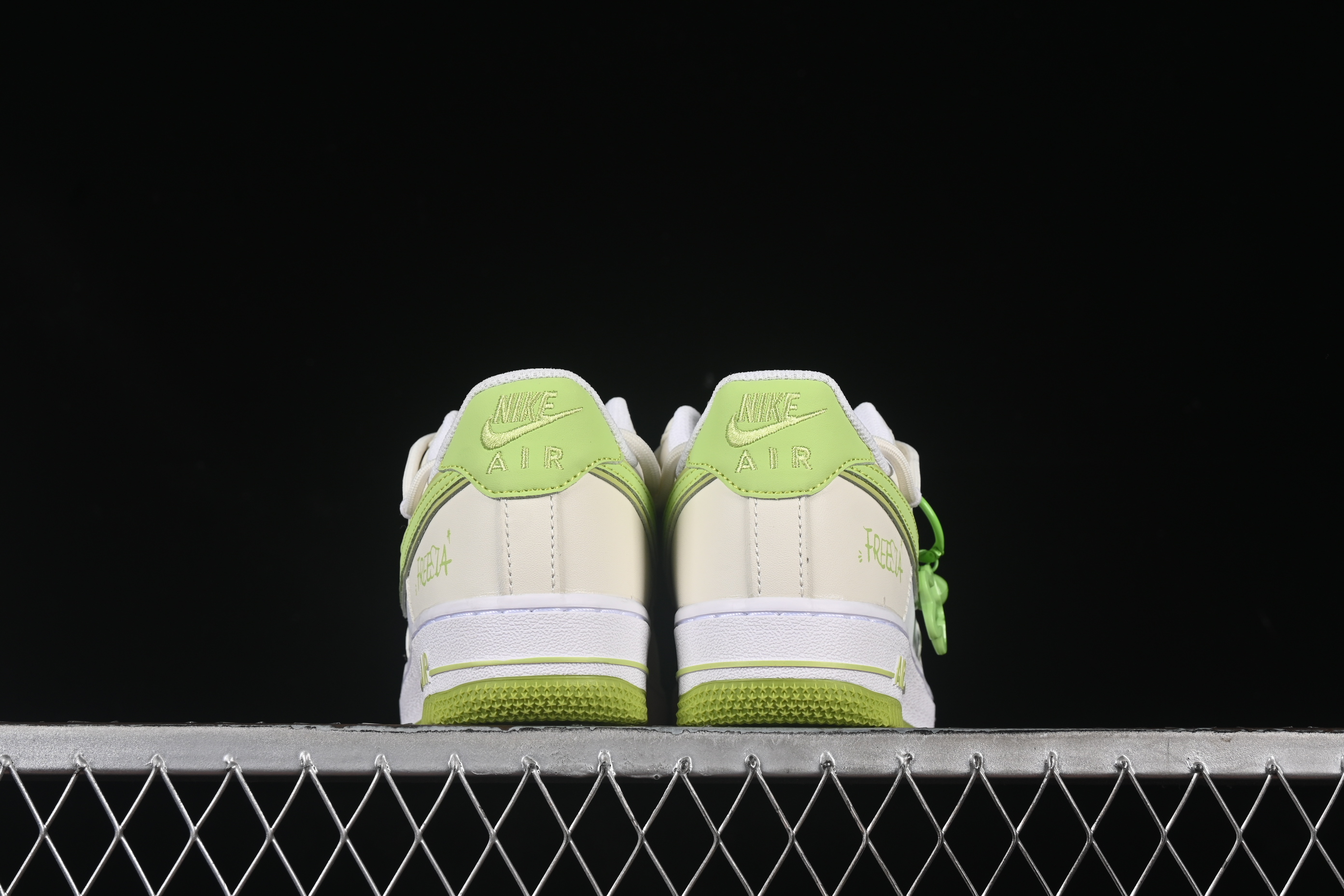 Nike Air Force 1'07 Low Casual Sneakers with Fresh Spring Design - YY2023-315