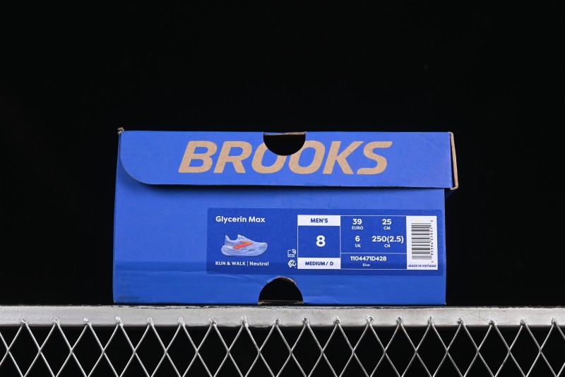 Brooks Glycerin Max Cushioned Marathon Running Shoes with Nitrogen Technology - 1104471D428