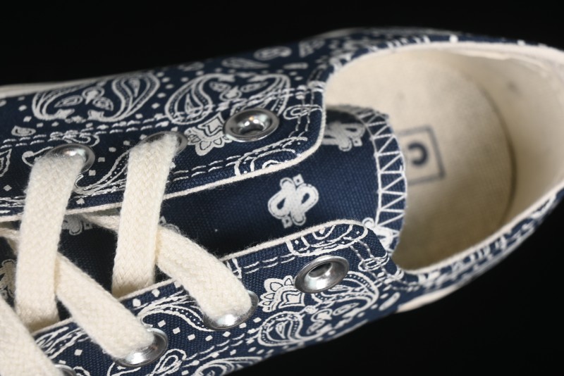 Converse Chuck 1970s Low Top Casual Sneakers with Paisley Pattern - A15751C