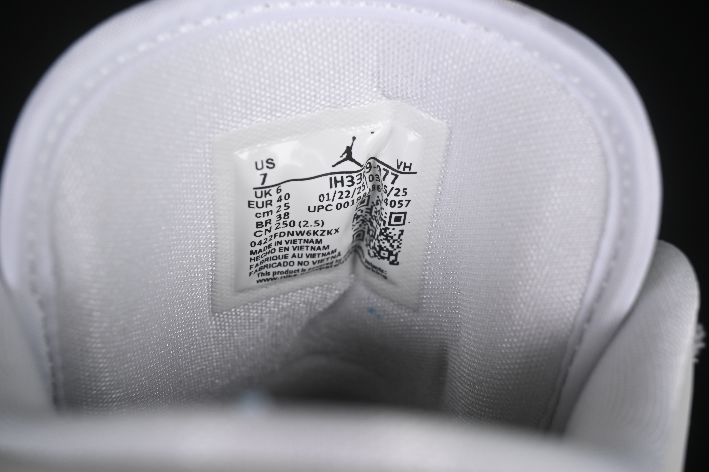 Nike Air Jordan 1 Low "Dongdan" Casual Sneakers with Woven Grey Design - IH3369-077