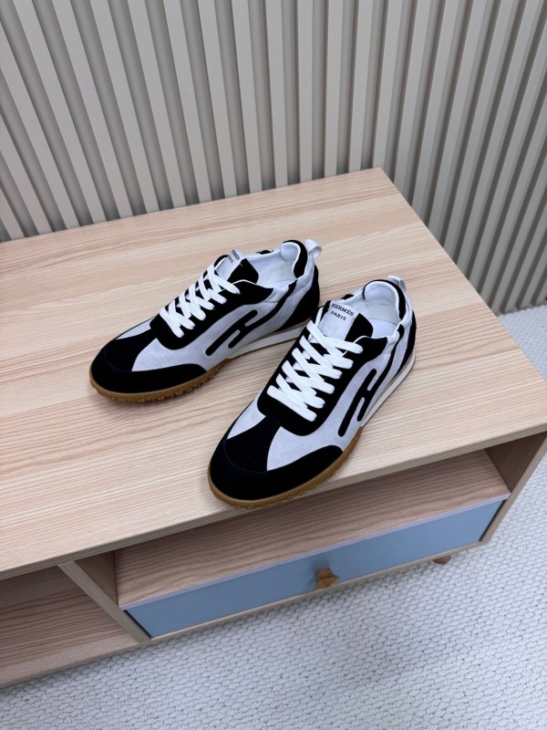 2025 Unisex Hermès Black White Suede Down Fabric Sneakers Top Version KFY00300