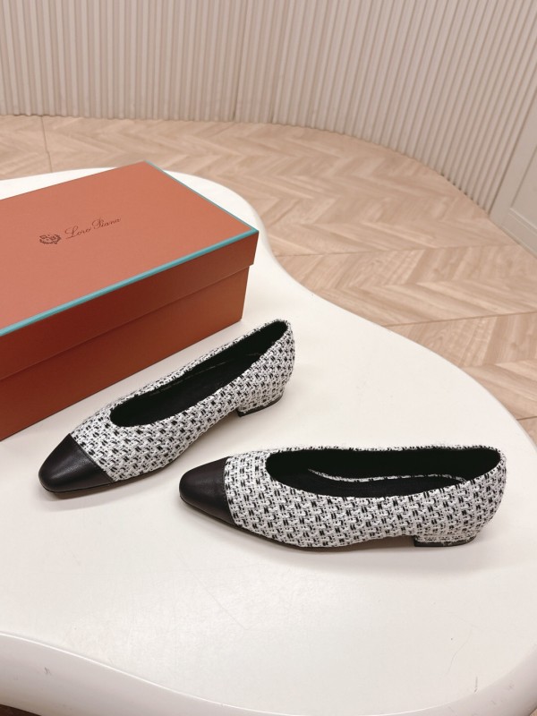 2025 Women Le Parmentier Black White Tweed Leather Pointed Toe Loafers