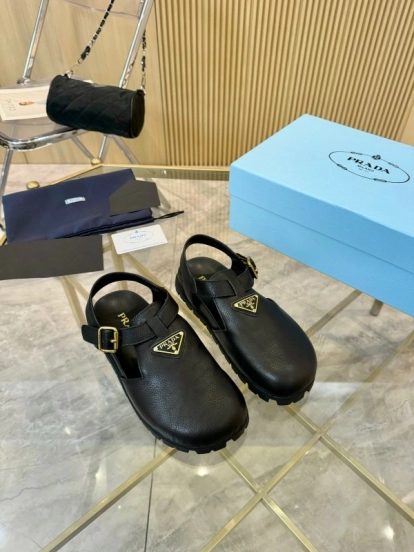 2025 Women Prada Black Leather Sandals LY00280