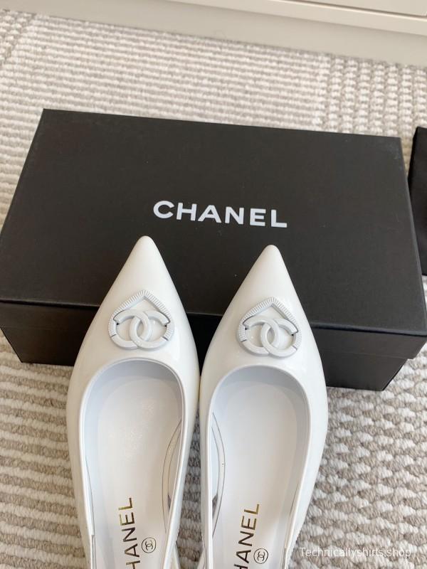 2025 Women Chanel White Leather Slingback Pointed Toe Heart Double C KFY00300