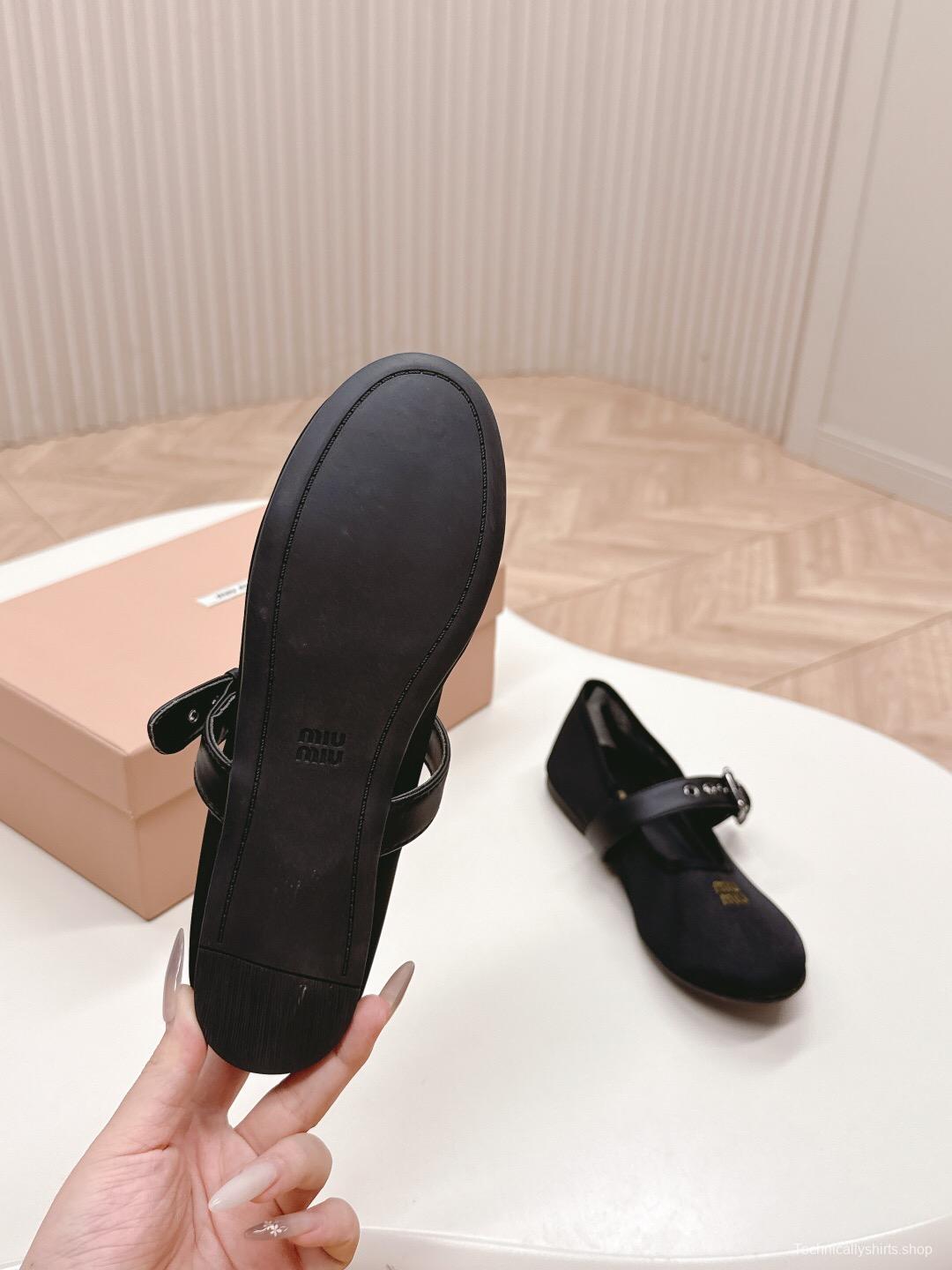 2025 Women Miu Miu Black Mesh Leather Ballet Flats LY00230