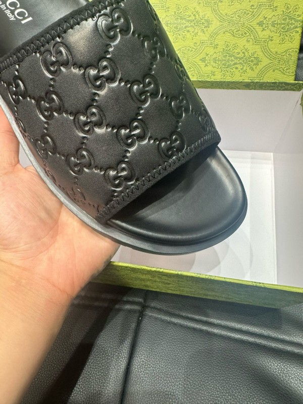2024 Slippers Gucci Black Leather Slippers MJ00200