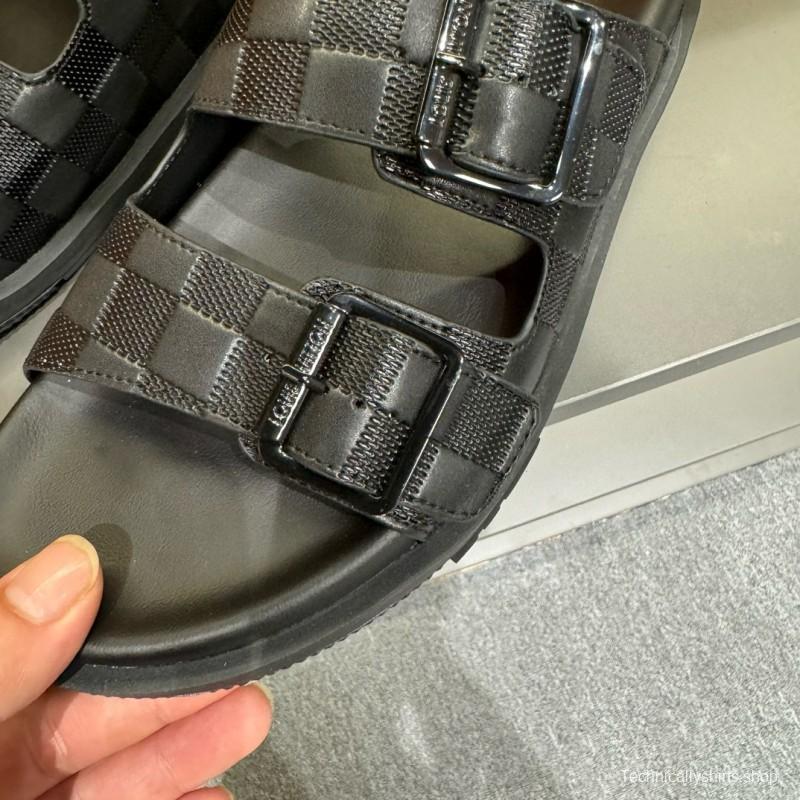 2024 Men Louis Vuitton Black Leather Slippers