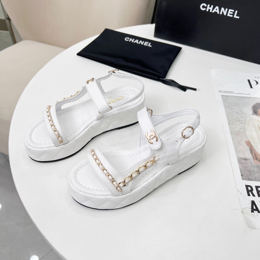 2025 Women Chanel White Leather Sandals Chain LY00260