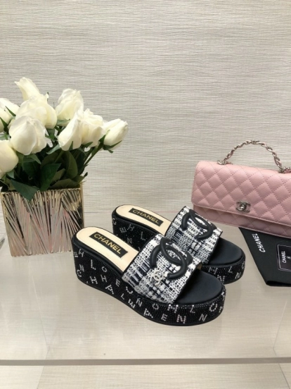 2025 Women Chanel Black White Tweed Platform Sandals LY00320
