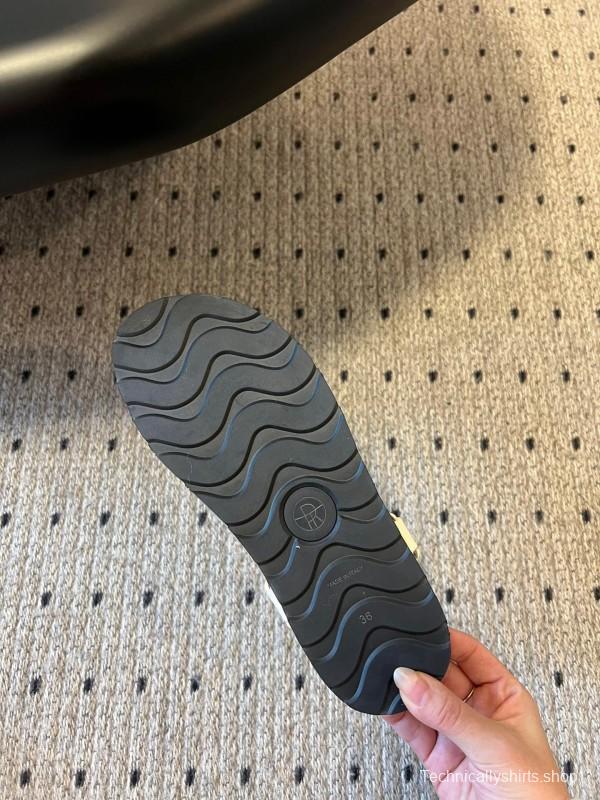 2025 Women The Row White Leather Flat Sandals