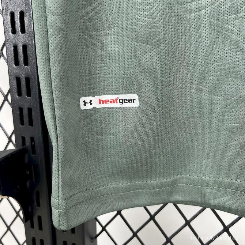 2025 Under Armour WHITE T-Shirt #1043