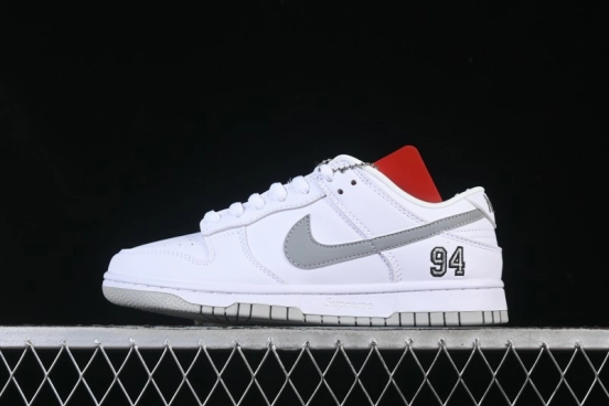 Nike Supreme x Dunk SB Dunk Low White Low-Top Casual Skate Shoes - HQ8487-100