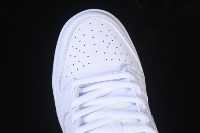 Nike Supreme x Dunk SB Dunk Low White Low-Top Casual Skate Shoes - HQ8487-100