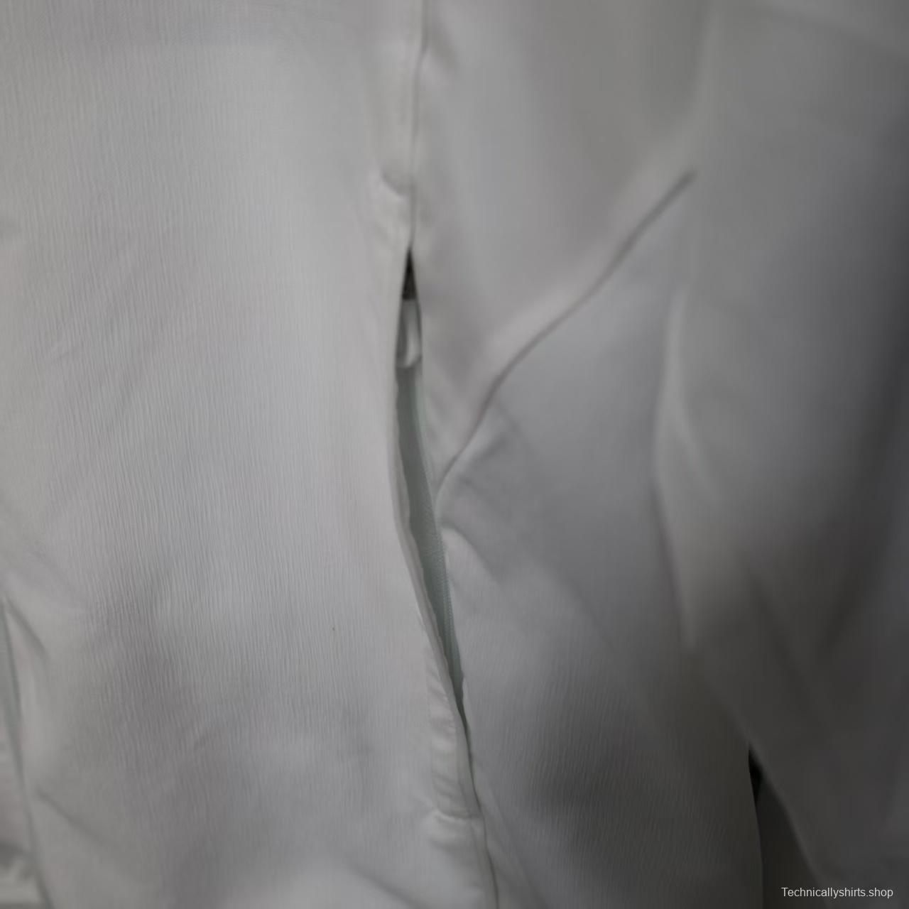 25/26 Real Madrid WHITE Windbreaker (with Inner Lining)