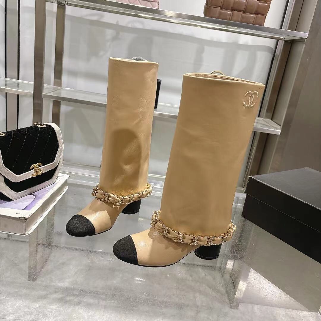 Chanel 2025/SS Autumn/Winter Runway Turned-Cuff Large Chain Block Heel Boots - LY00510