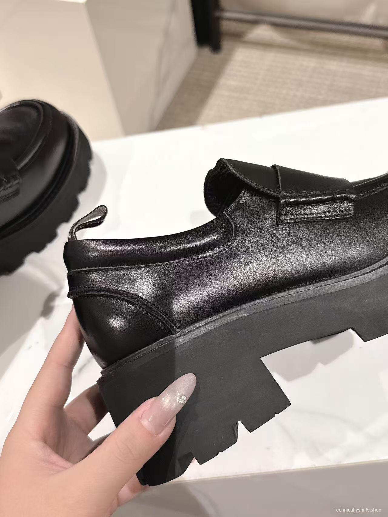CELINE 2025/SS Lisa Same Style Platform Loafers - LY00300