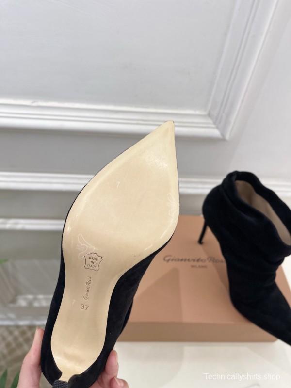 Gianvito Rossi Fall Winter 2025 GR Pointed Toe Retro Pleated High Heel Ankle Boots - KFY00340