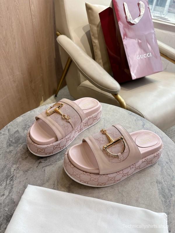 Gucci 8356-8 Women's Sandals with Horsebit Buckle Detail