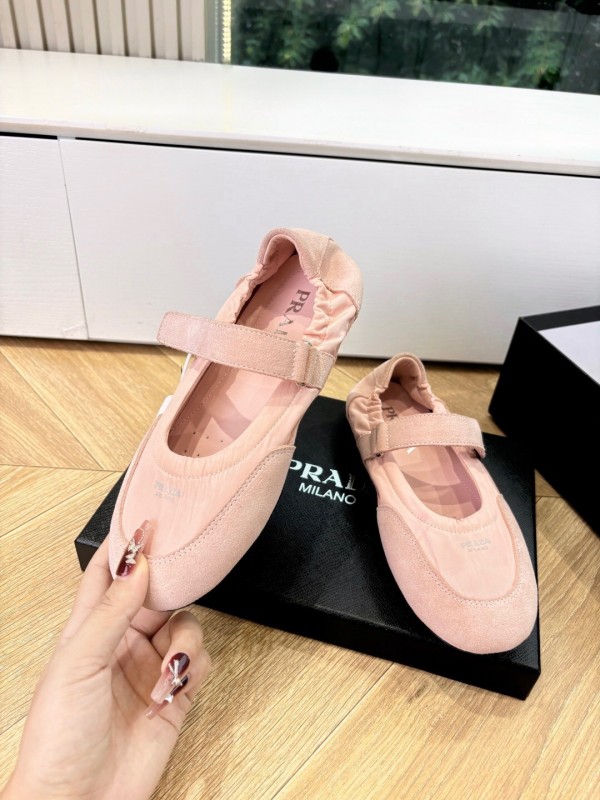 Prada 2025 SS Metal Toe Thin Sole Training Shoes Casual Shoes - LY00260