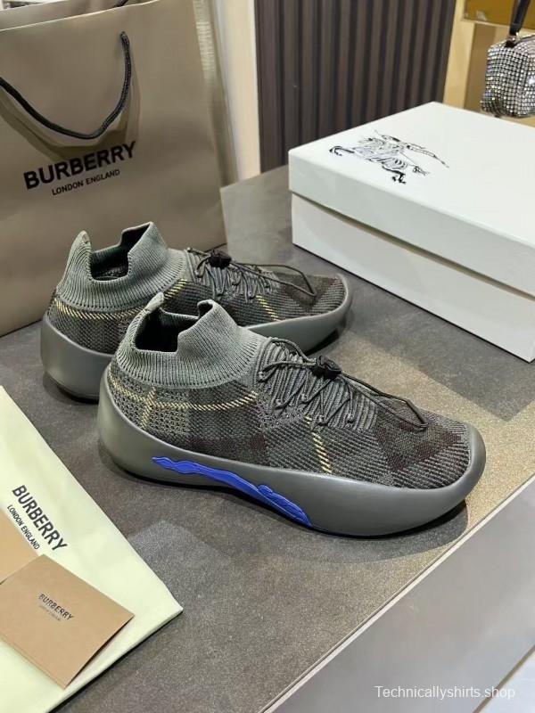 Burberry 2025 SS Italian-Made Sneakers - KFY00280