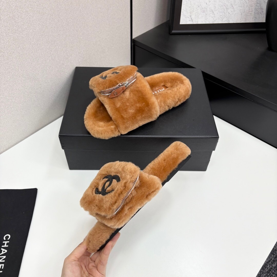 Chanel 2025 SS Latest Color Fur Slippers - LY00270