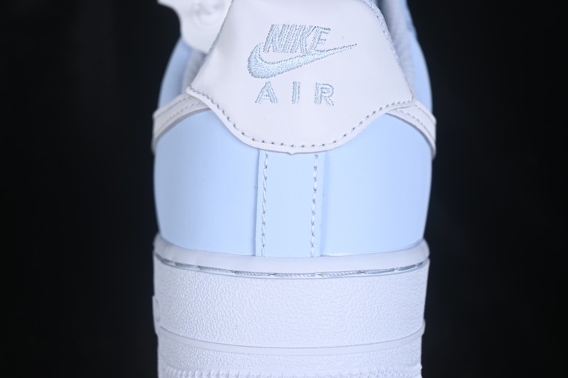 Nike Air Force 1 '07 Low Basketball Shoes with Full-Length Air Cushion - IR0871-400