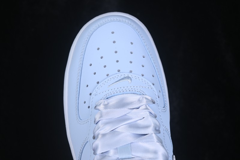 Nike Air Force 1 '07 Low Basketball Shoes with Full-Length Air Cushion - IR0871-400