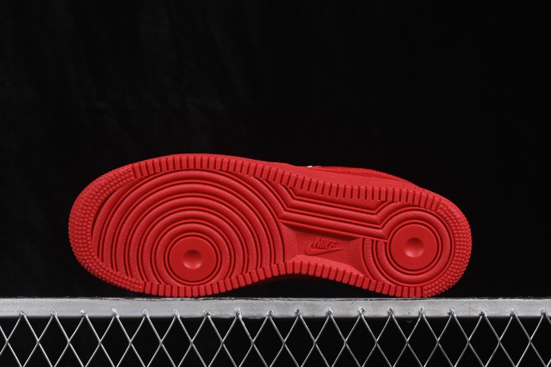 Nike Air Force 1 '07 Low Basketball Shoes with Classic Red Leather Upper