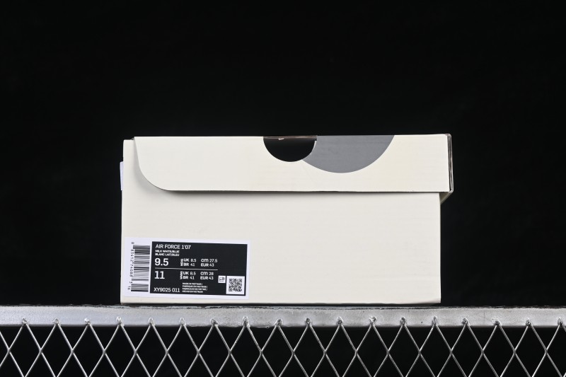 Nike Air Force 1 '07 Low Collaborative Basketball Sneakers in White/Red/Blue - XY9025-011