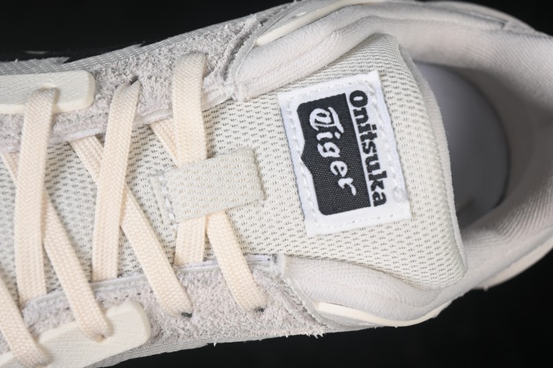 Onitsuka Tiger Moage Co Casual Comfortable Slip-Resistant Low-Top Running Shoes - 1183B555-200