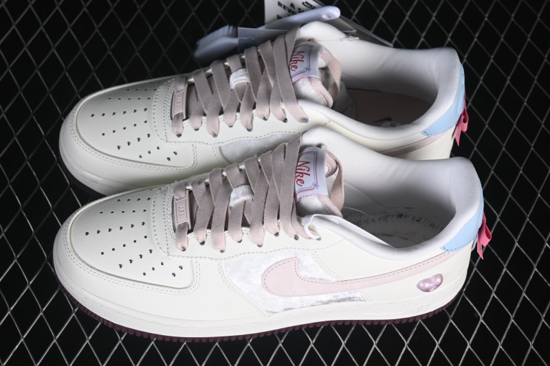 Nike Air Force 1 '07 Low Valentine's Day Limited Edition Casual Sneakers - IQ4937-161
