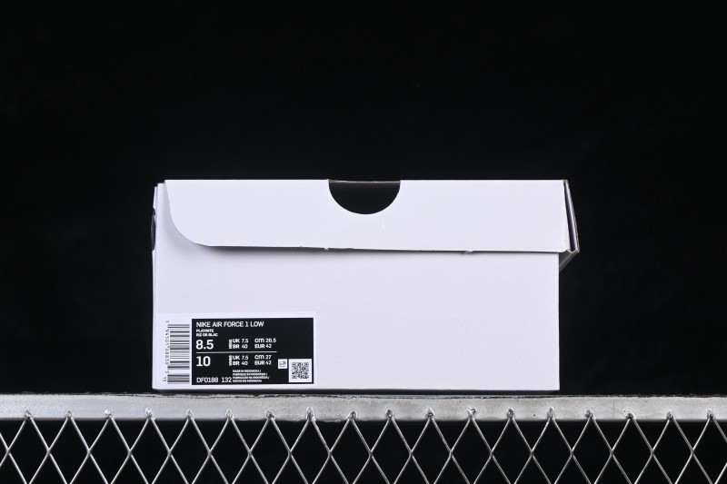 Nike Air Force 1 '07 Low Casual Skateboarding Shoes in White and Black - DF0188-132