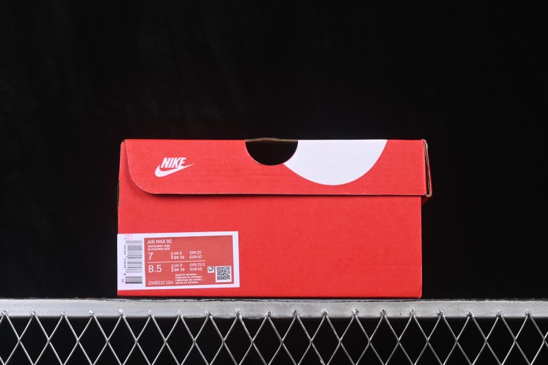 Nike Air Max 90 Retro Running Shoes with Air Cushion - DH8010-104