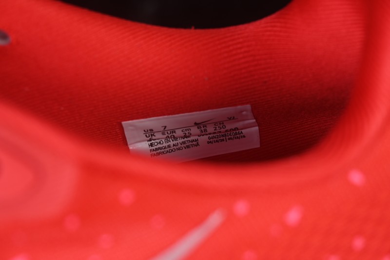 Nike Air Zoom Vomero Premium Breathable Mesh Cushioned Running Shoes - IU2827-600
