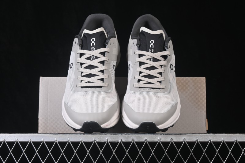 On Cloudvista 3 Comfort Anti-Slip Durable Casual Running Shoes - Beige Fog